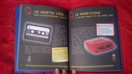 photo d'illustration pour l'article goodie:Completement Geeks - L album de nos souvenirs